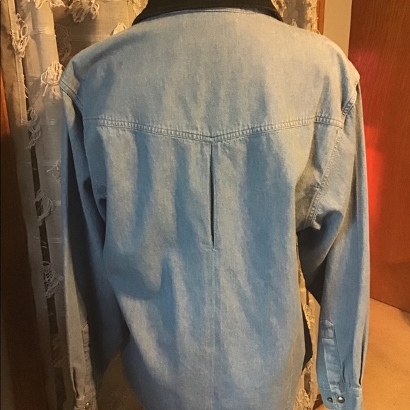 Shirt/Blouse - Picture 3 of 3